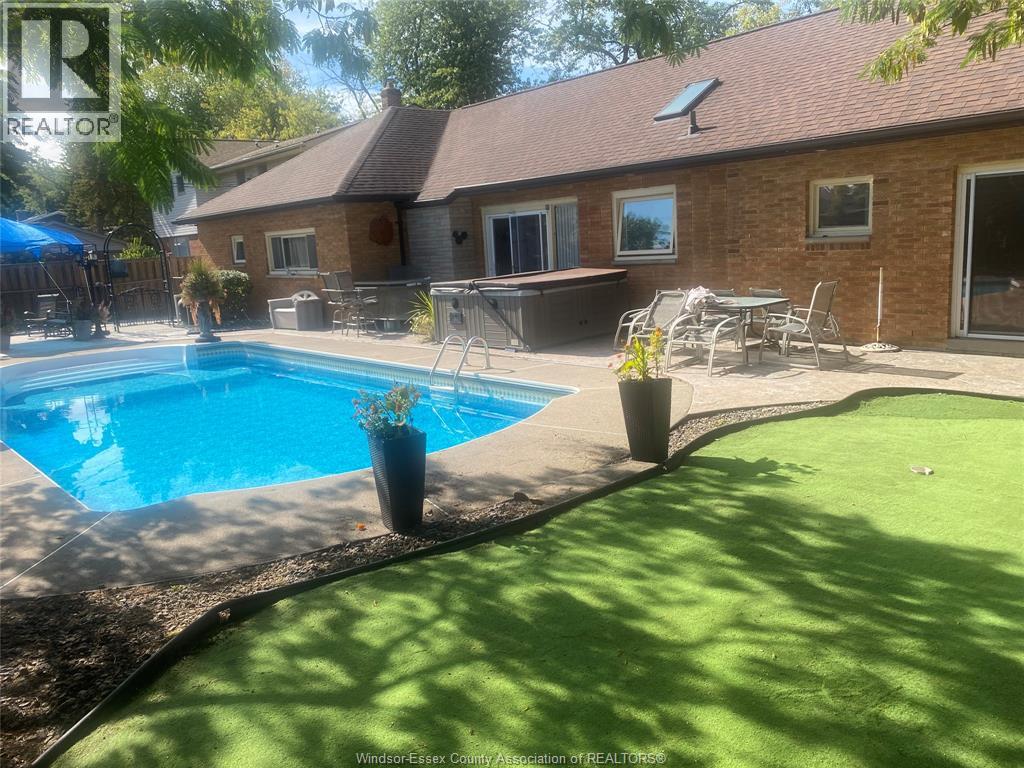 3740 Ouellette, Windsor, Ontario  N9E 3M7 - Photo 28 - 25031703