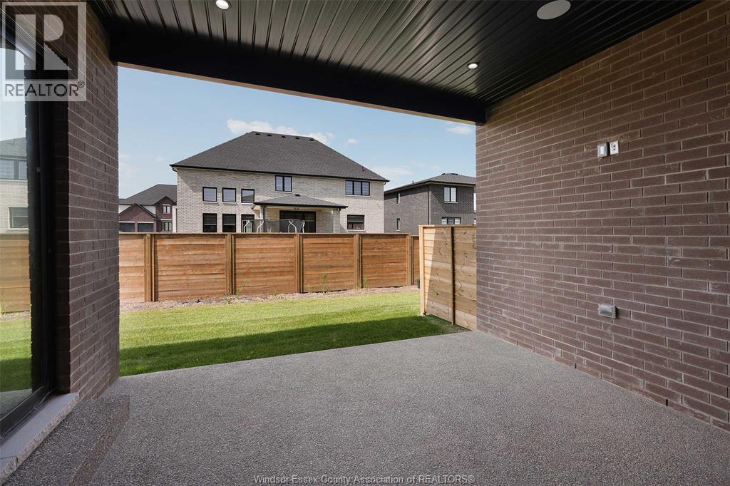674 Lily Mac Boulevard, Windsor, Ontario  N6E 3N7 - Photo 32 - 25031819