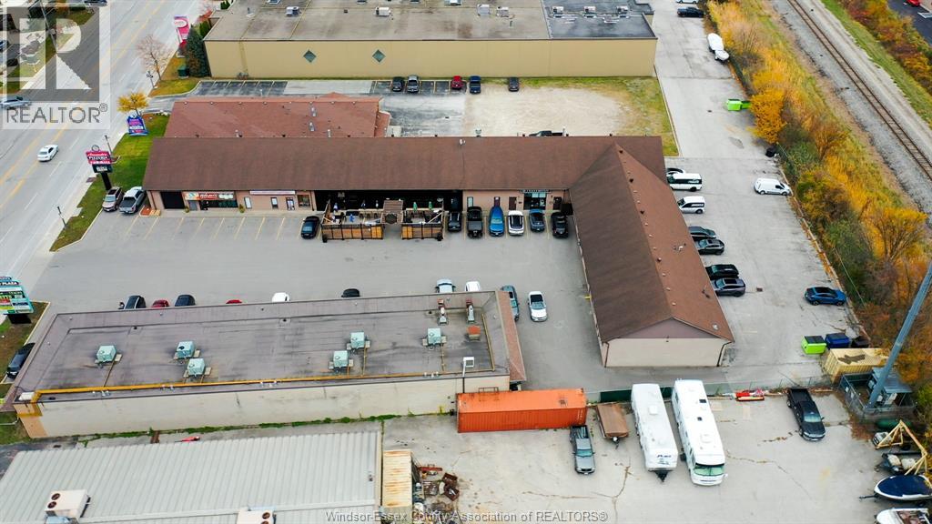 13163 Tecumseh Road East, Tecumseh, Ontario  N8N 3T4 - Photo 21 - 25031908