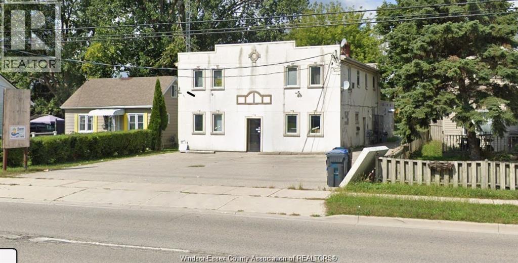561 PARK AVENUE, Chatham, Ontario