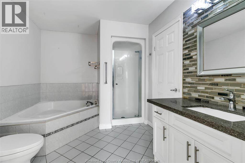 4305 Golfcourse Crescent, Windsor, Ontario  N9G 2P5 - Photo 16 - 25032091