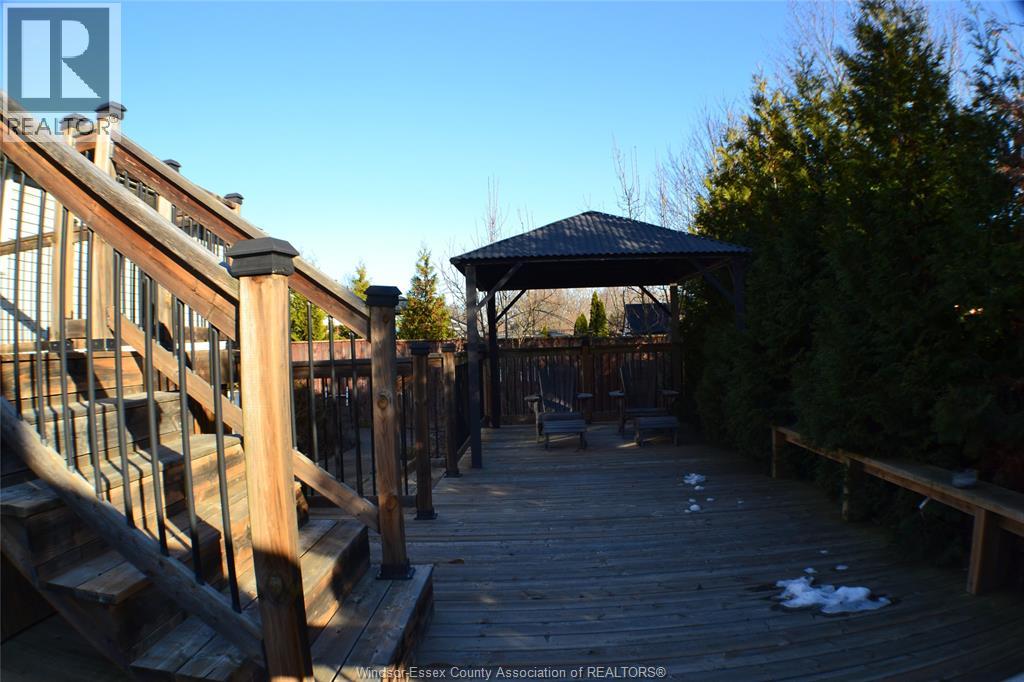 4305 Golfcourse Crescent, Windsor, Ontario  N9G 2P5 - Photo 39 - 25032091