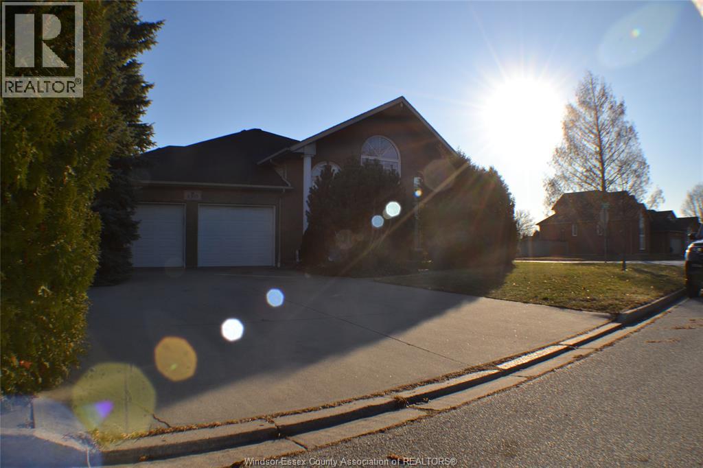 4305 Golfcourse Crescent, Windsor, Ontario  N9G 2P5 - Photo 41 - 25032091