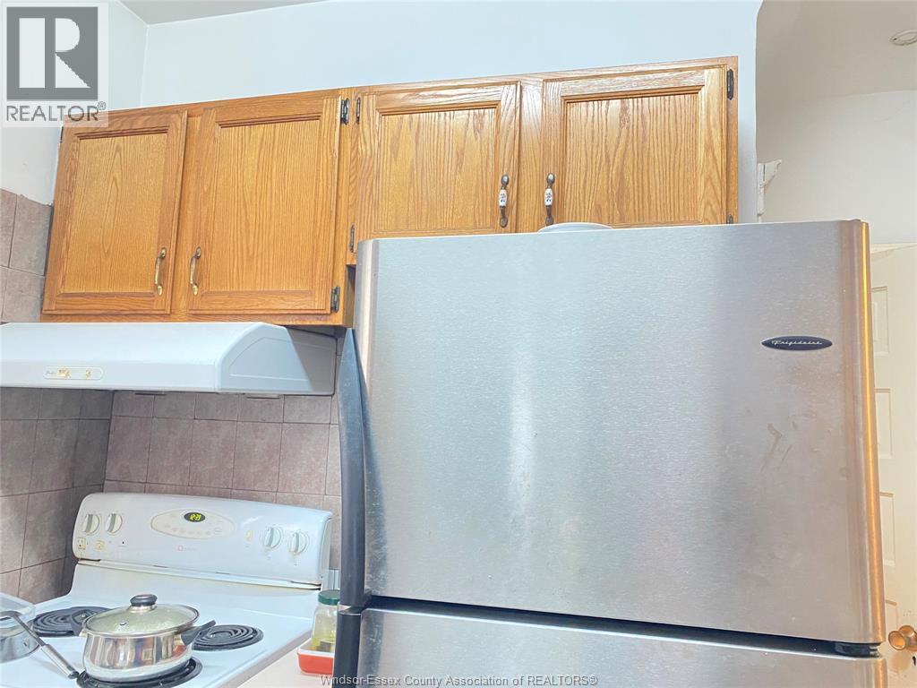 876 Dougall Avenue, Windsor, Ontario  N9A 4R1 - Photo 8 - 26000140