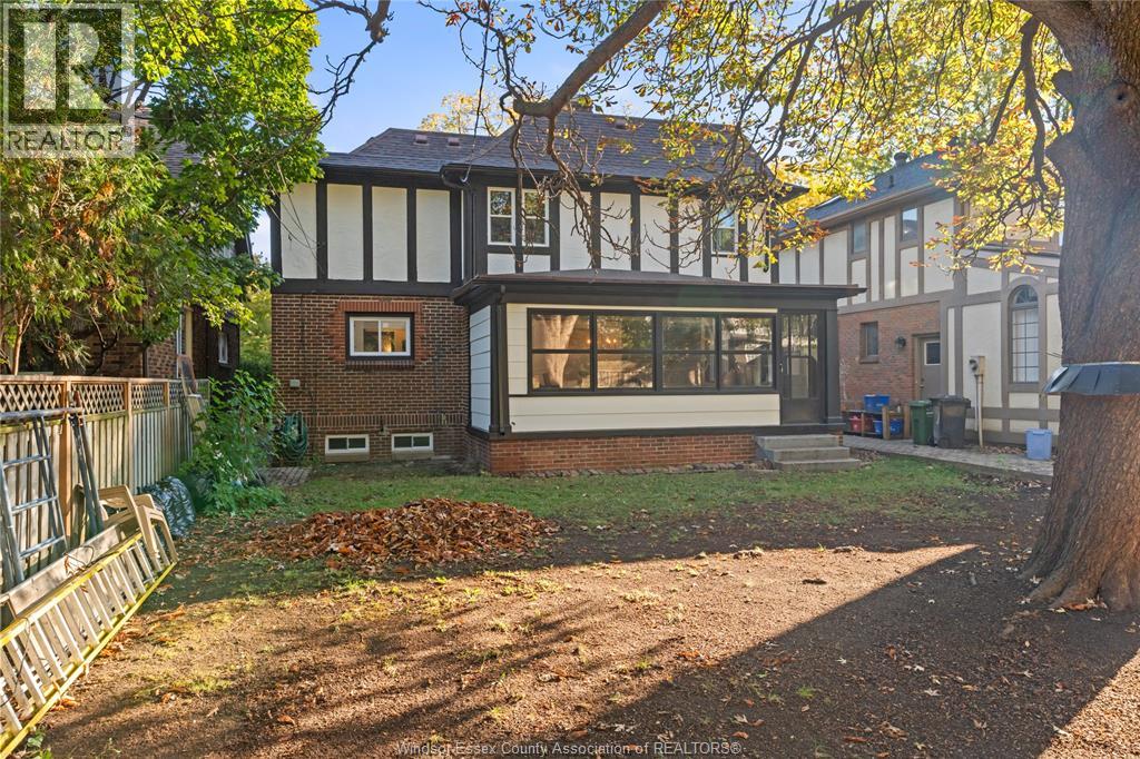 2163 Victoria, Windsor, Ontario  N8X 1P8 - Photo 40 - 26000312