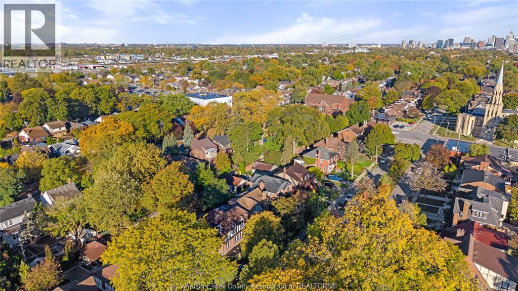 2163 Victoria, Windsor, Ontario  N8X 1P8 - Photo 42 - 26000312