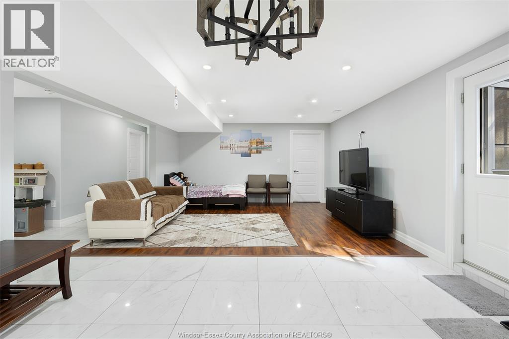 1581 Rockport, Windsor, Ontario  N9G 0B6 - Photo 32 - 26000302