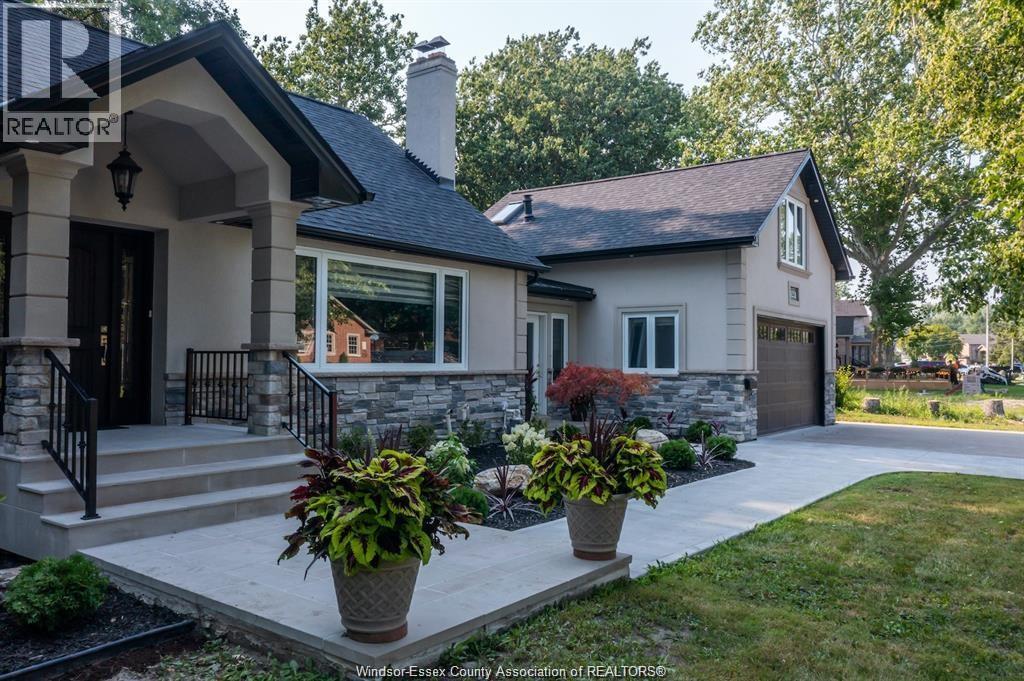 4251 Roseland Drive West, Windsor, Ontario  N9G 2A1 - Photo 3 - 26000062