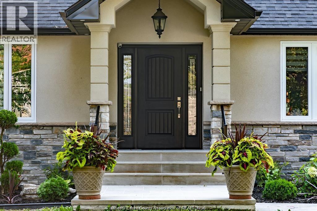 4251 Roseland Drive West, Windsor, Ontario  N9G 2A1 - Photo 6 - 26000062