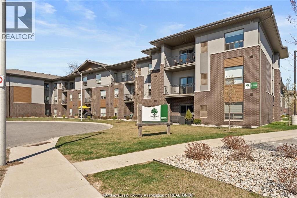 5840 NEWMAN BOULEVARD Unit# 103, LaSalle, Ontario