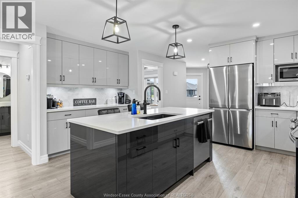 76 Mckenzie, Essex, Ontario  N0R 1G0 - Photo 11 - 26000401