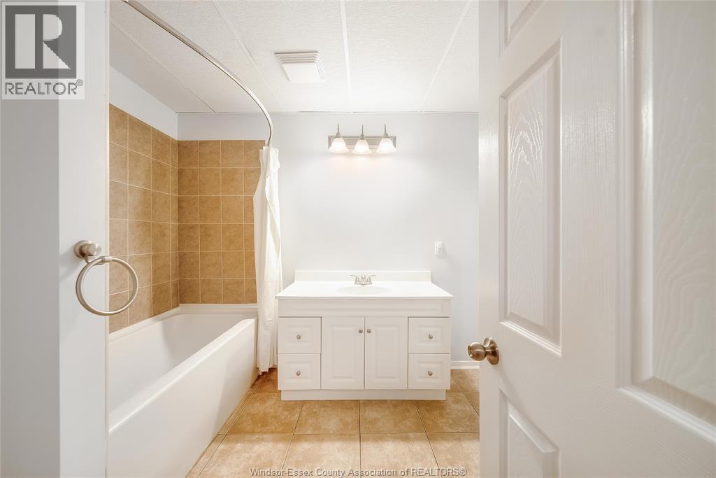 259 Wellington Street West, Chatham, Ontario  N7M 1J9 - Photo 23 - 26000244