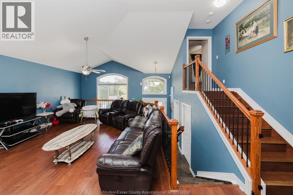 3068 Troup Crescent, Windsor, Ontario  N8R 0A5 - Photo 7 - 26000583