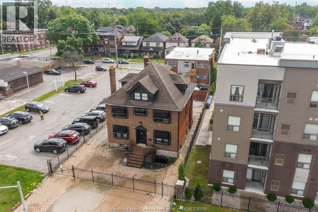 961 Ouellette Avenue Unit# 2, Windsor, Ontario  N9A 4J5 - Photo 9 - 26000602