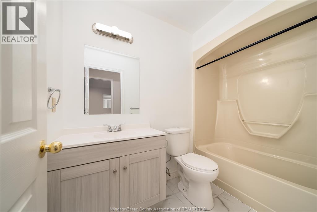 1970 Daytona, Windsor, Ontario  N9B 3V7 - Photo 16 - 26000935