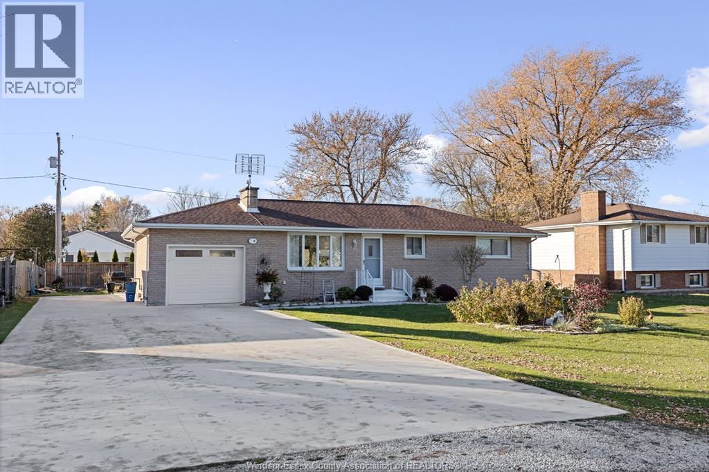 291 ELM, Stoney Point, Ontario