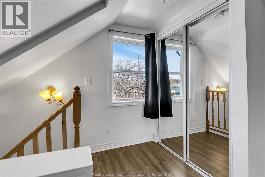 1794 Gladstone, Windsor, Ontario  N8W 2N3 - Photo 16 - 26000936