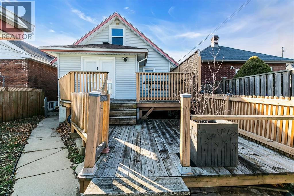 1794 Gladstone, Windsor, Ontario  N8W 2N3 - Photo 22 - 26000936