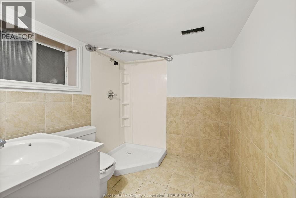 1060 Lawrence Road, Windsor, Ontario  N8Y 3Z8 - Photo 24 - 26000999