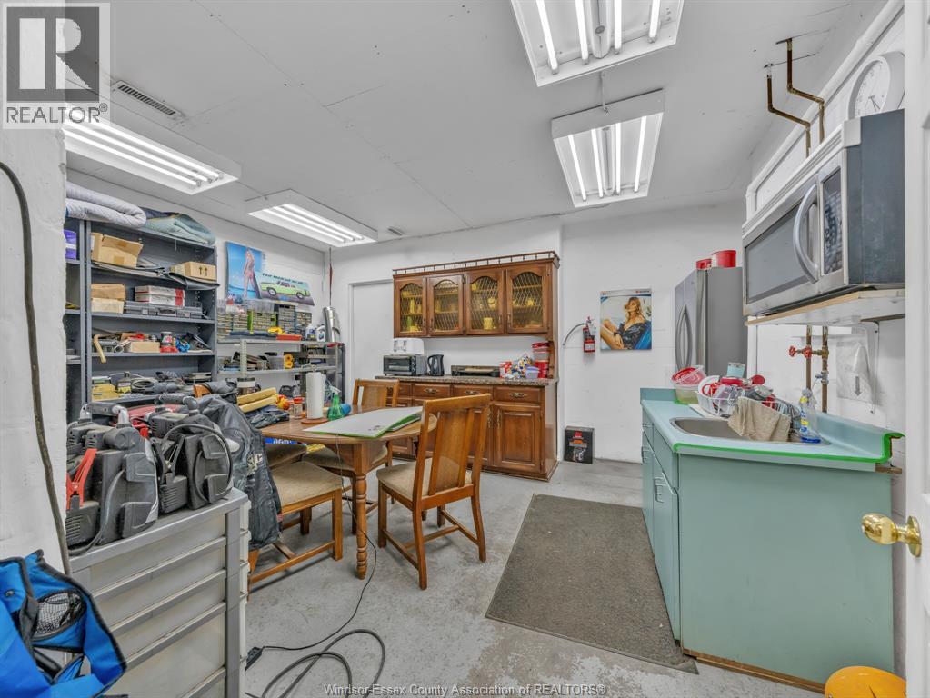 465 Front Road North, Amherstburg, Ontario  N9V 2V5 - Photo 6 - 26001010