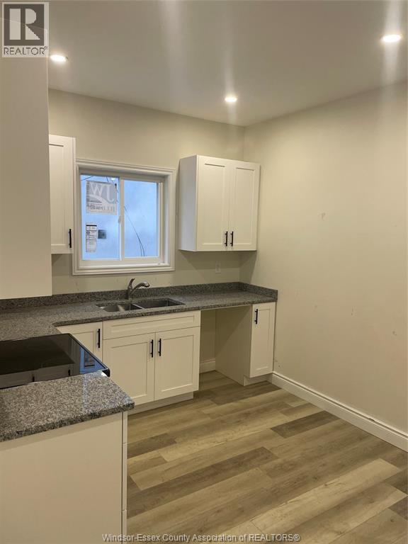 645 Janette Unit# A, Windsor, Ontario  N9A 4Z8 - Photo 6 - 26000973