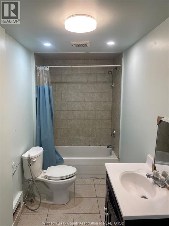 3643 Seminole Street Unit# Lower, Windsor, Ontario  N8Y 1Y5 - Photo 3 - 26000971