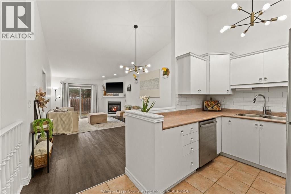 3772 Prairie Court, Windsor, Ontario  N9G 2X3 - Photo 5 - 26001047