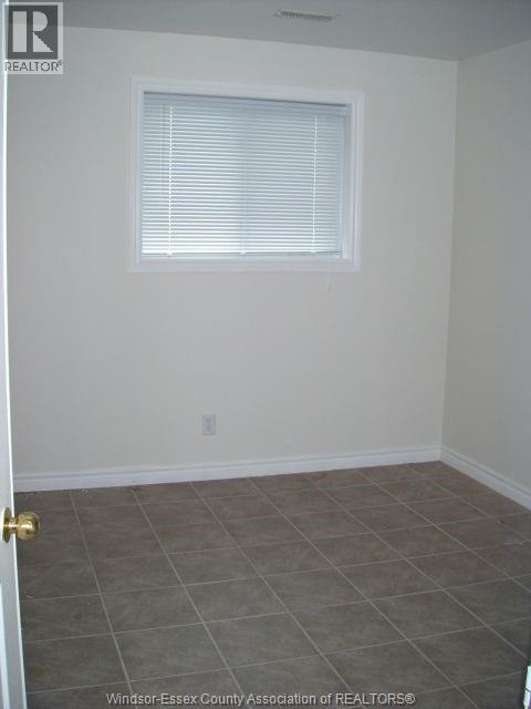675 Chippawa Unit# Per Room, Windsor, Ontario  N9C 0A6 - Photo 9 - 26001109