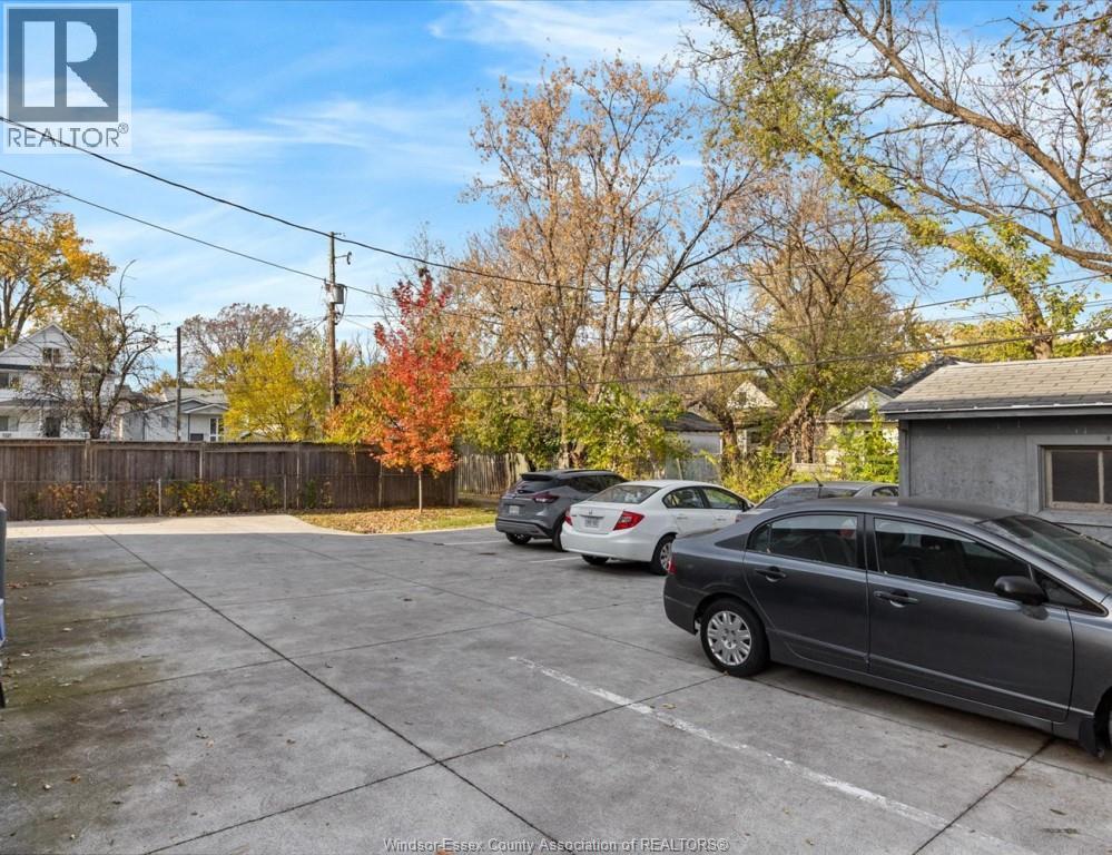 528 Chippawa Unit# 1, Windsor, Ontario  N9C 2W3 - Photo 14 - 26001097