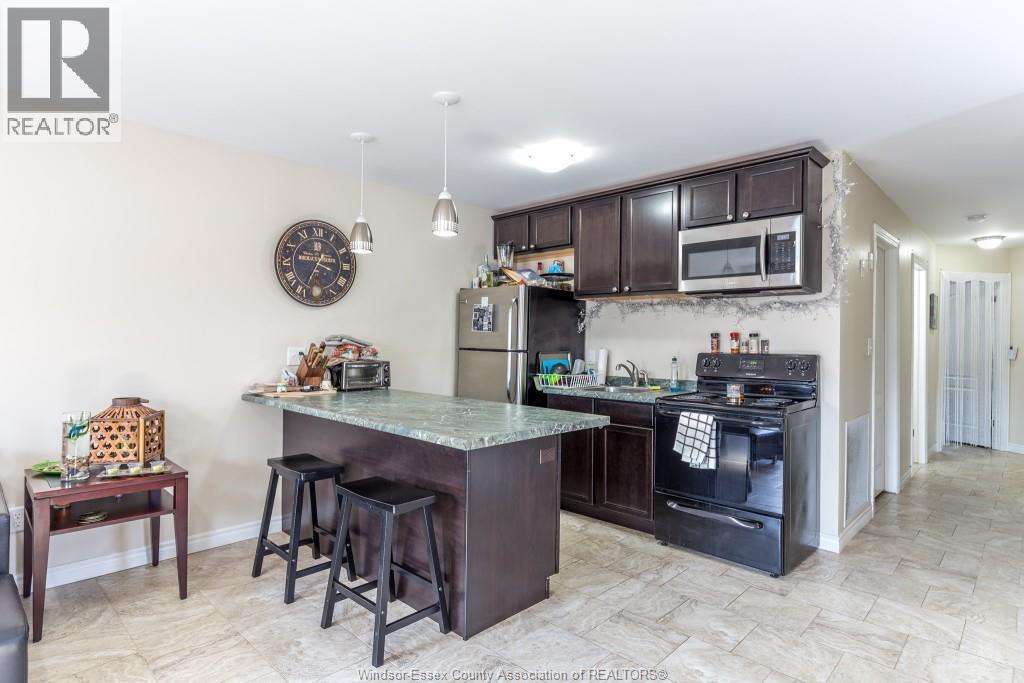 528 Chippawa Unit# 1, Windsor, Ontario  N9C 2W3 - Photo 9 - 26001097