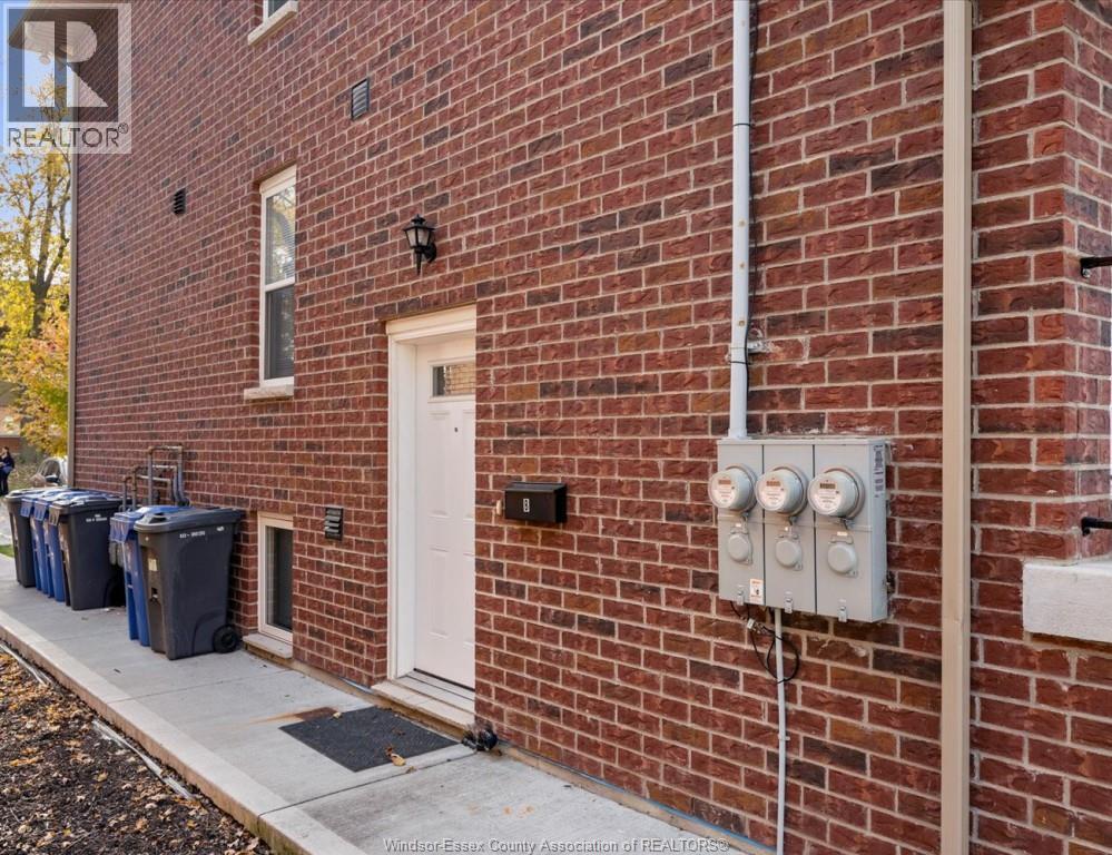 717 St. Antoine Unit# Per Room, Windsor, Ontario  N9C 3H5 - Photo 6 - 26001193