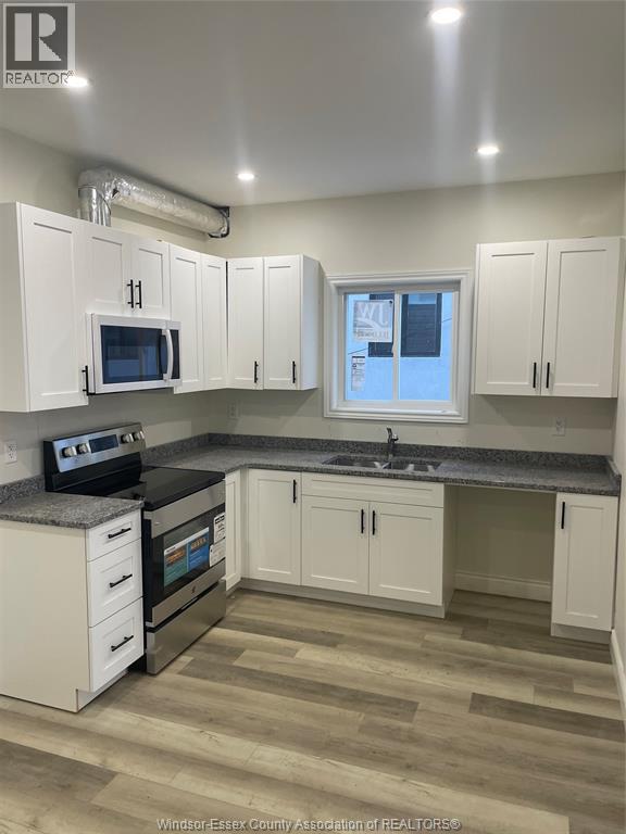 647 Janette Unit# A, Windsor, Ontario  N9A 4Z8 - Photo 8 - 26001186