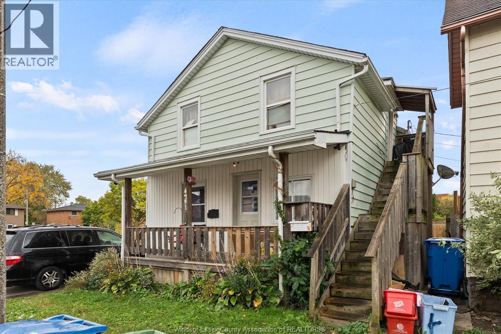 471 Tuscarora Street, Windsor, Ontario  N9A 3M1 - Photo 2 - 26001214
