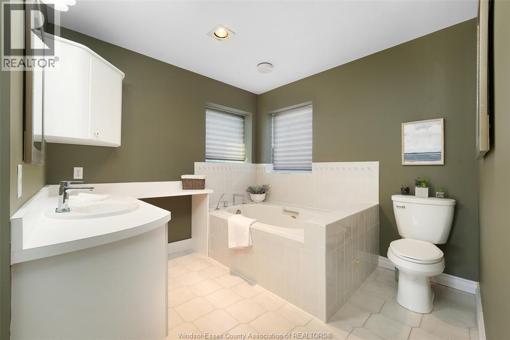 3035 Rowley Park Drive, Kingsville, Ontario  N9Y 3S8 - Photo 25 - 26001188