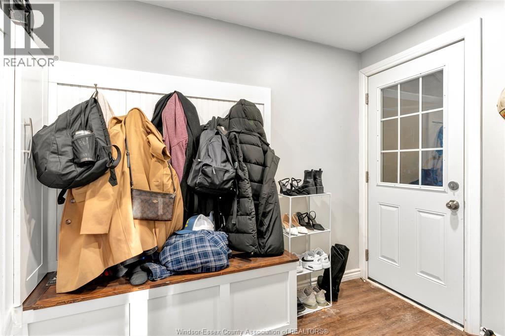 805 Roselawn, Windsor, Ontario  N9E 2B3 - Photo 21 - 26001521