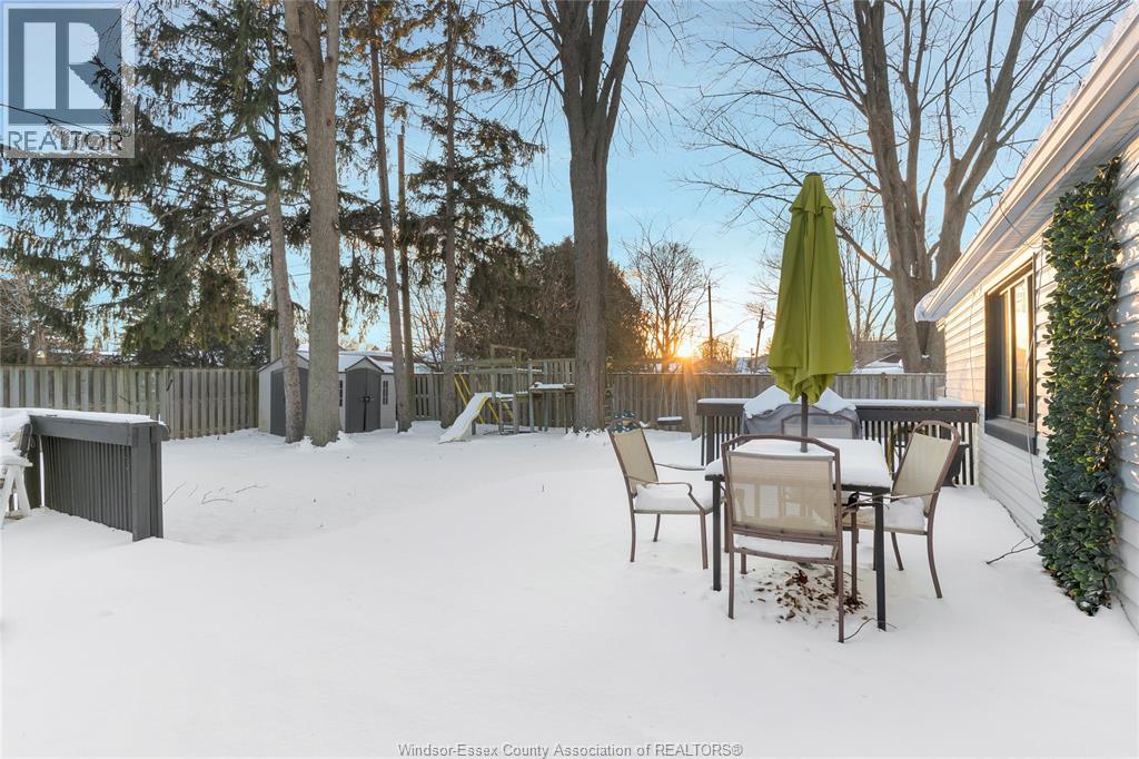805 Roselawn, Windsor, Ontario  N9E 2B3 - Photo 25 - 26001521