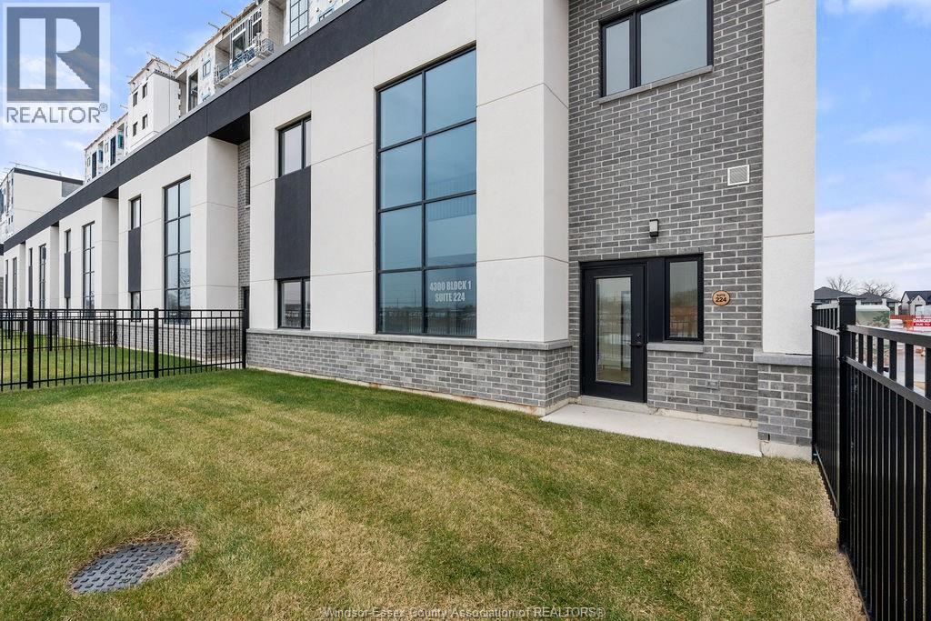 4300 Laurier Parkway Unit# 224, LaSalle, Ontario