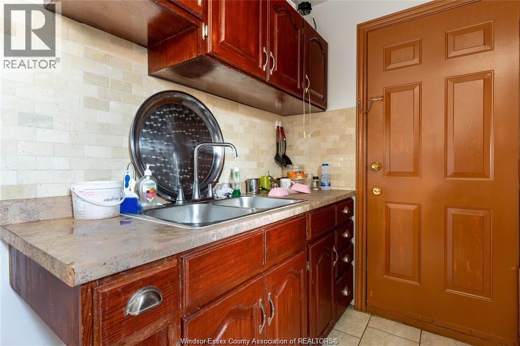 562 Dougall, Windsor, Ontario  N9A 4P6 - Photo 24 - 26001264