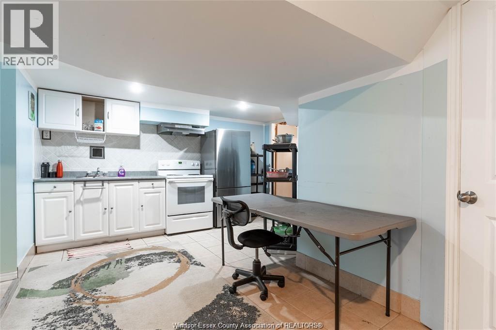 562 Dougall, Windsor, Ontario  N9A 4P6 - Photo 29 - 26001264