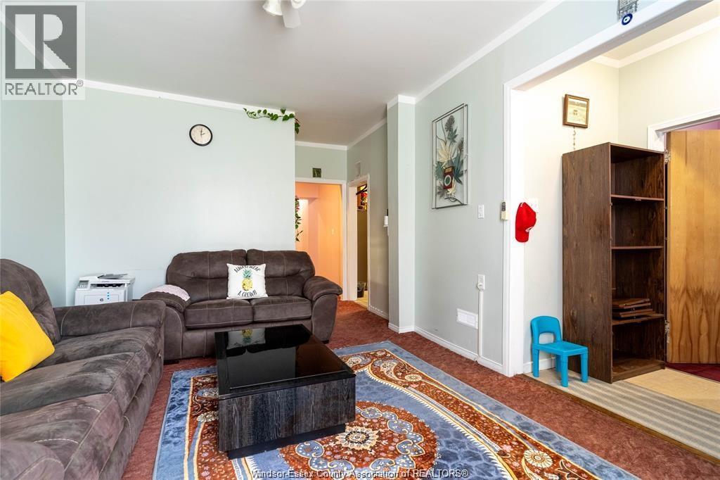 562 Dougall, Windsor, Ontario  N9A 4P6 - Photo 6 - 26001264