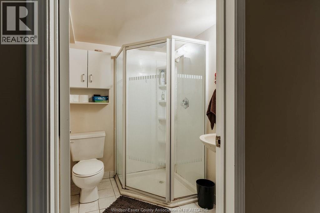 3987 Casgrain, Windsor, Ontario  N9E 2R9 - Photo 18 - 26001700