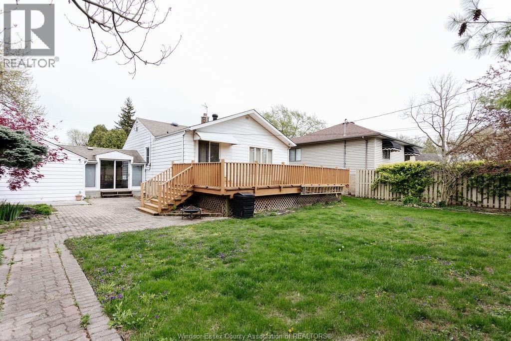 3987 Casgrain, Windsor, Ontario  N9E 2R9 - Photo 27 - 26001700