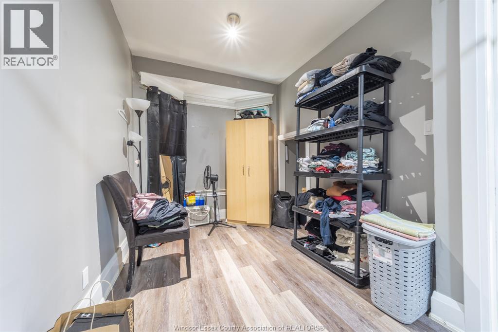 446 Wyandotte Street West, Windsor, Ontario  N9A 5X4 - Photo 12 - 26001703