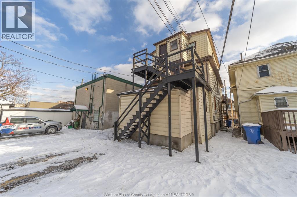 446 Wyandotte Street West, Windsor, Ontario  N9A 5X4 - Photo 25 - 26001703