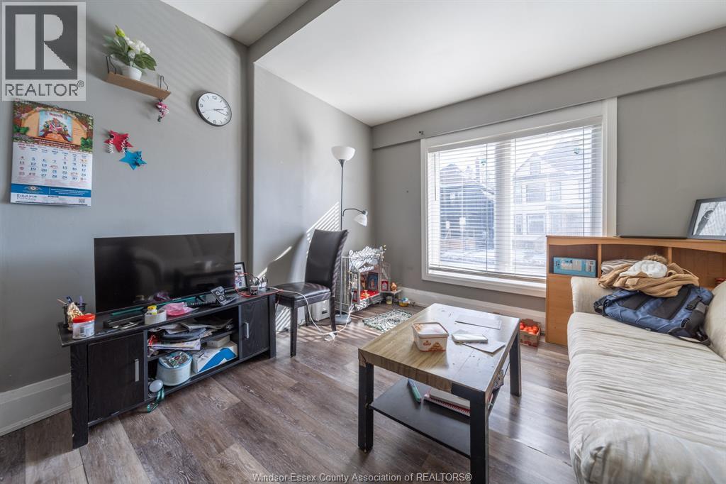 446 Wyandotte Street West, Windsor, Ontario  N9A 5X4 - Photo 3 - 26001703