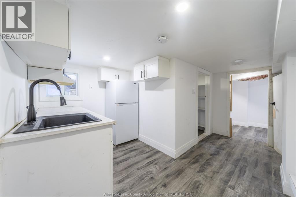 446 Wyandotte Street West, Windsor, Ontario  N9A 5X4 - Photo 17 - 26001675