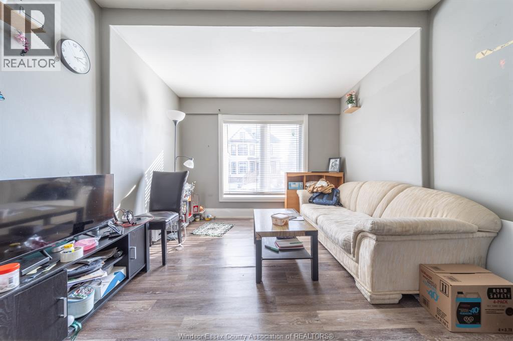 446 Wyandotte Street West, Windsor, Ontario  N9A 5X4 - Photo 4 - 26001675