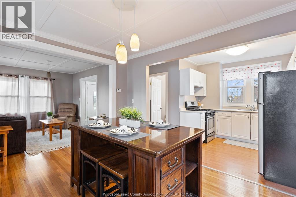 936 Arthur, Windsor, Ontario  N8Y 3Y3 - Photo 7 - 26001738