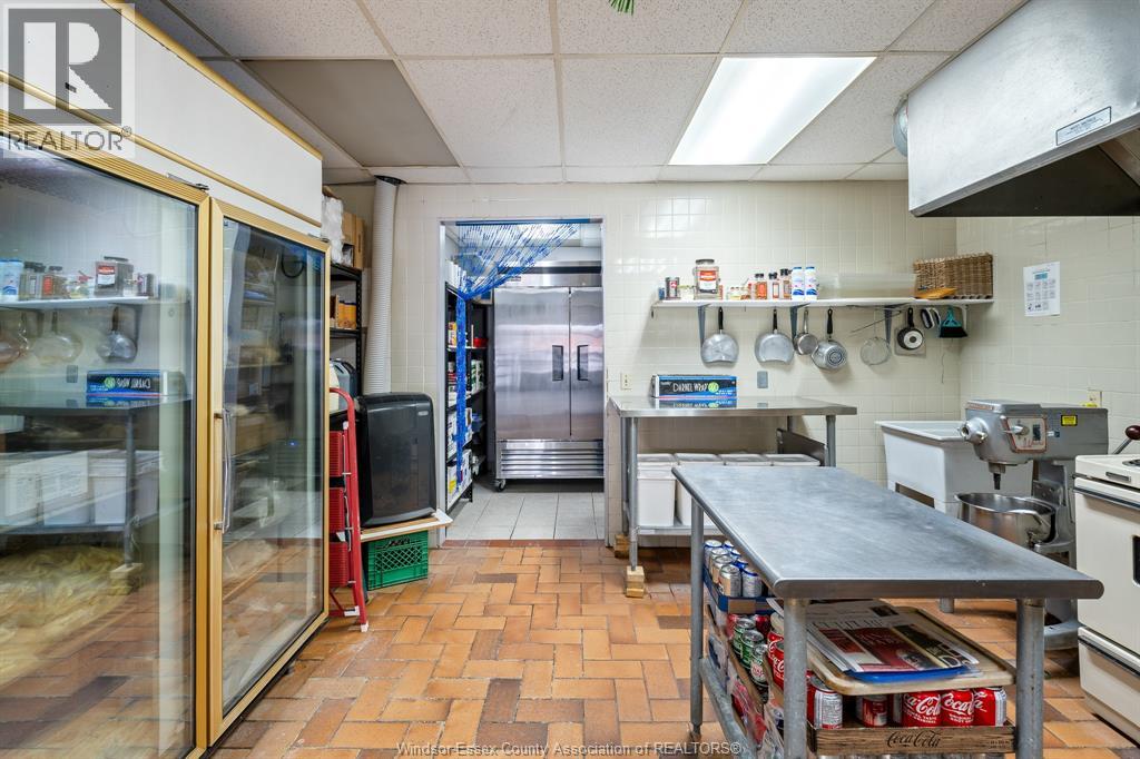 11897 Tecumseh Road East, Tecumseh, Ontario  N8N 1L8 - Photo 24 - 26001653