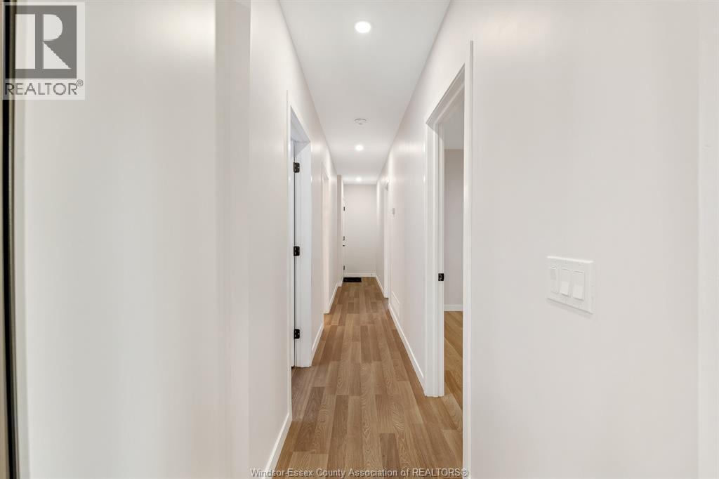 836 Pillette, Windsor, Ontario  N8Y 3B5 - Photo 6 - 26001883